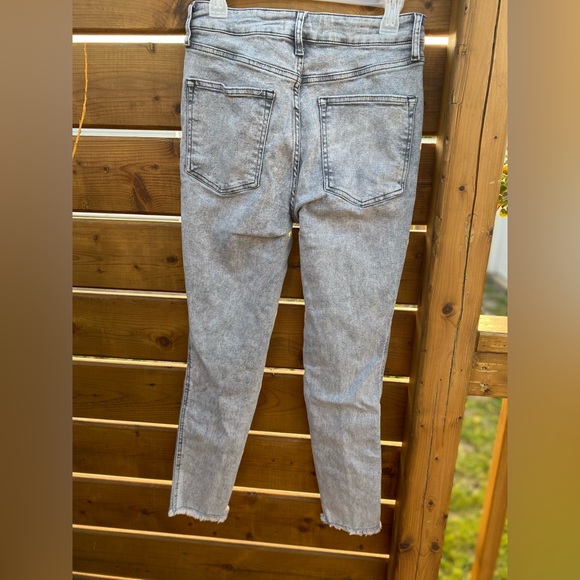 Free People jeans.  High waist.  Size 30 - Picture 4 of 4